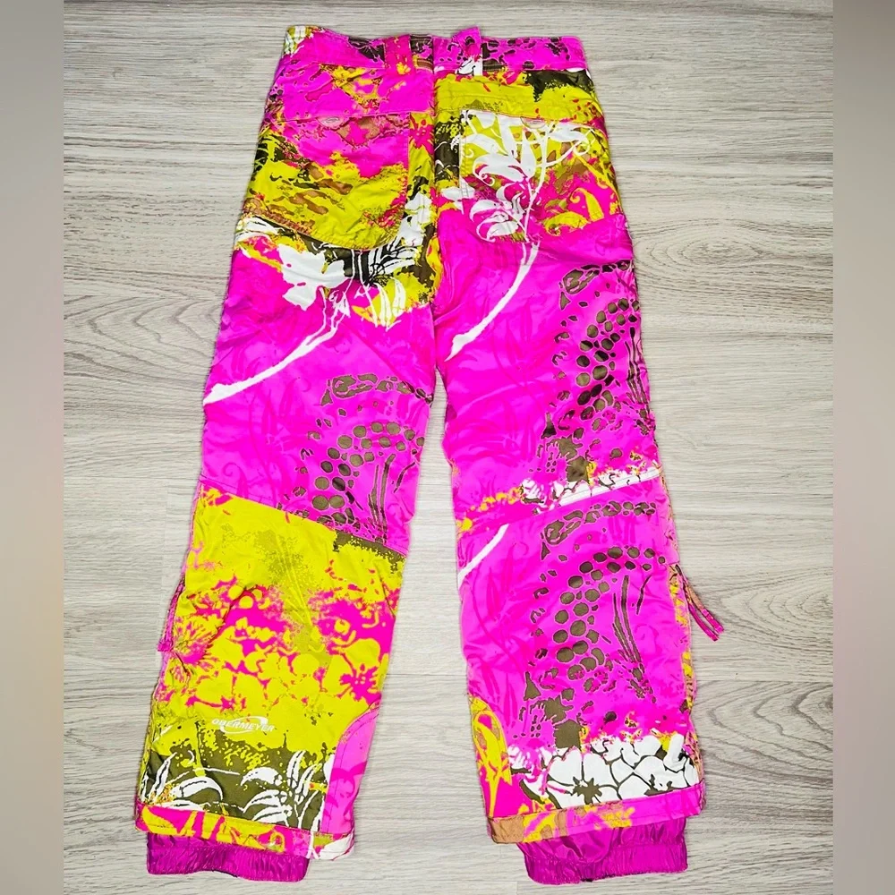 Obermeyer girls size 10 pink/green/wht insulated waterproof snow pants MSRP $140